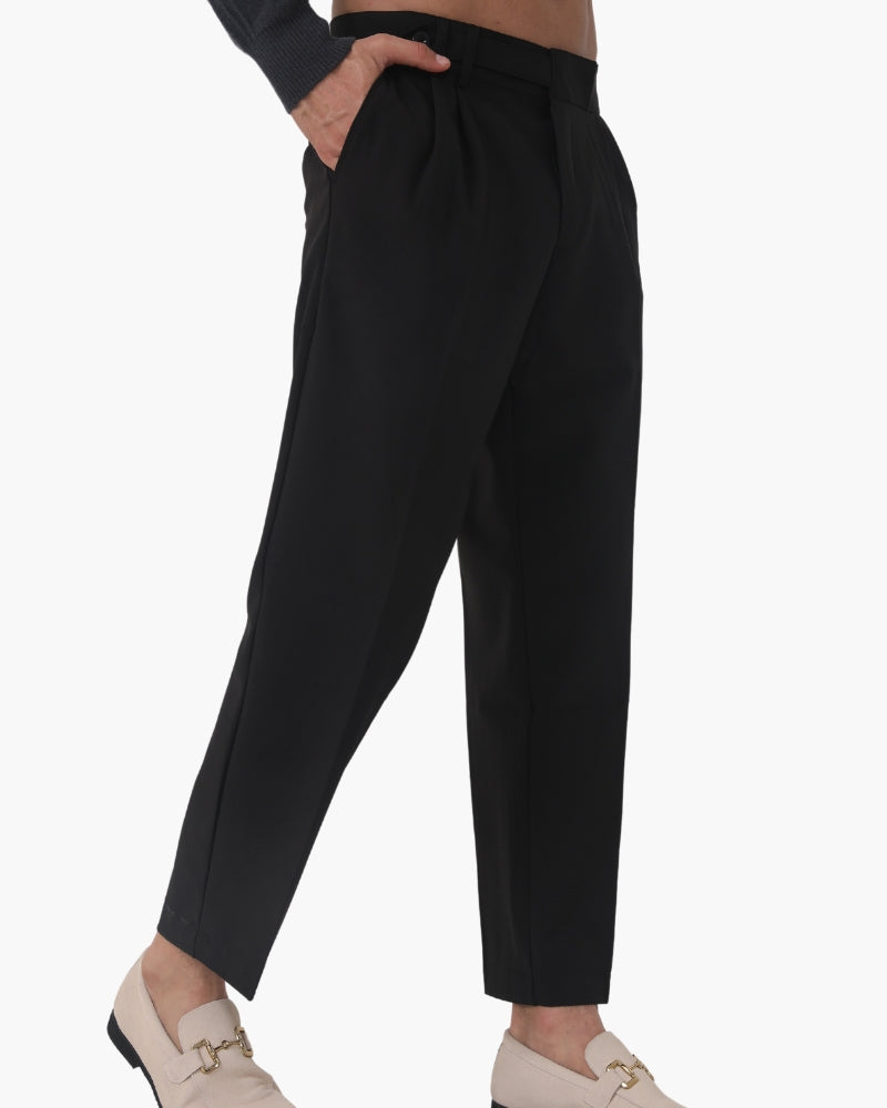 Pantalon mit hoher Taille in Paris