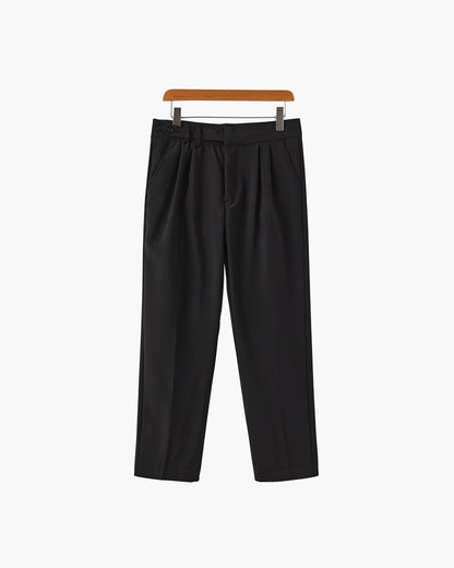 Pantalon mit hoher Taille in Paris