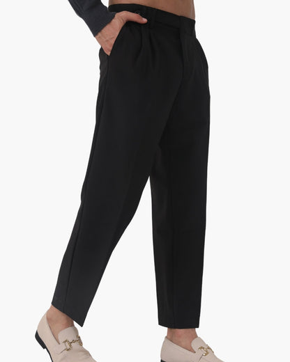 Pantalon mit hoher Taille in Paris